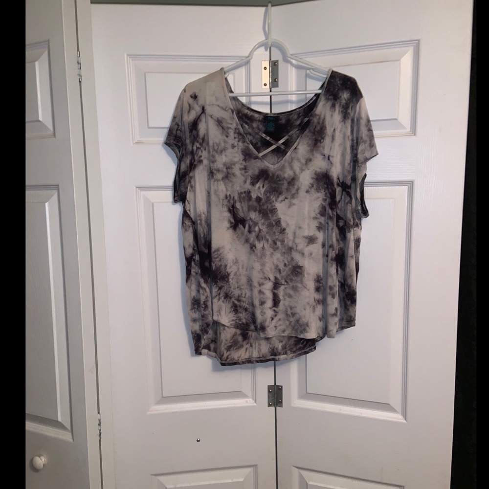 Rue 21 shirt